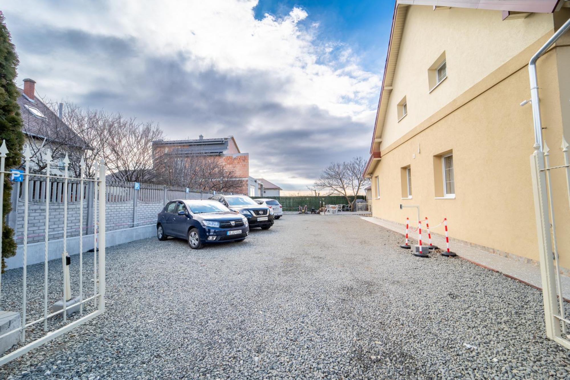 Palmy Apartmanhouse Maglod Exterior foto