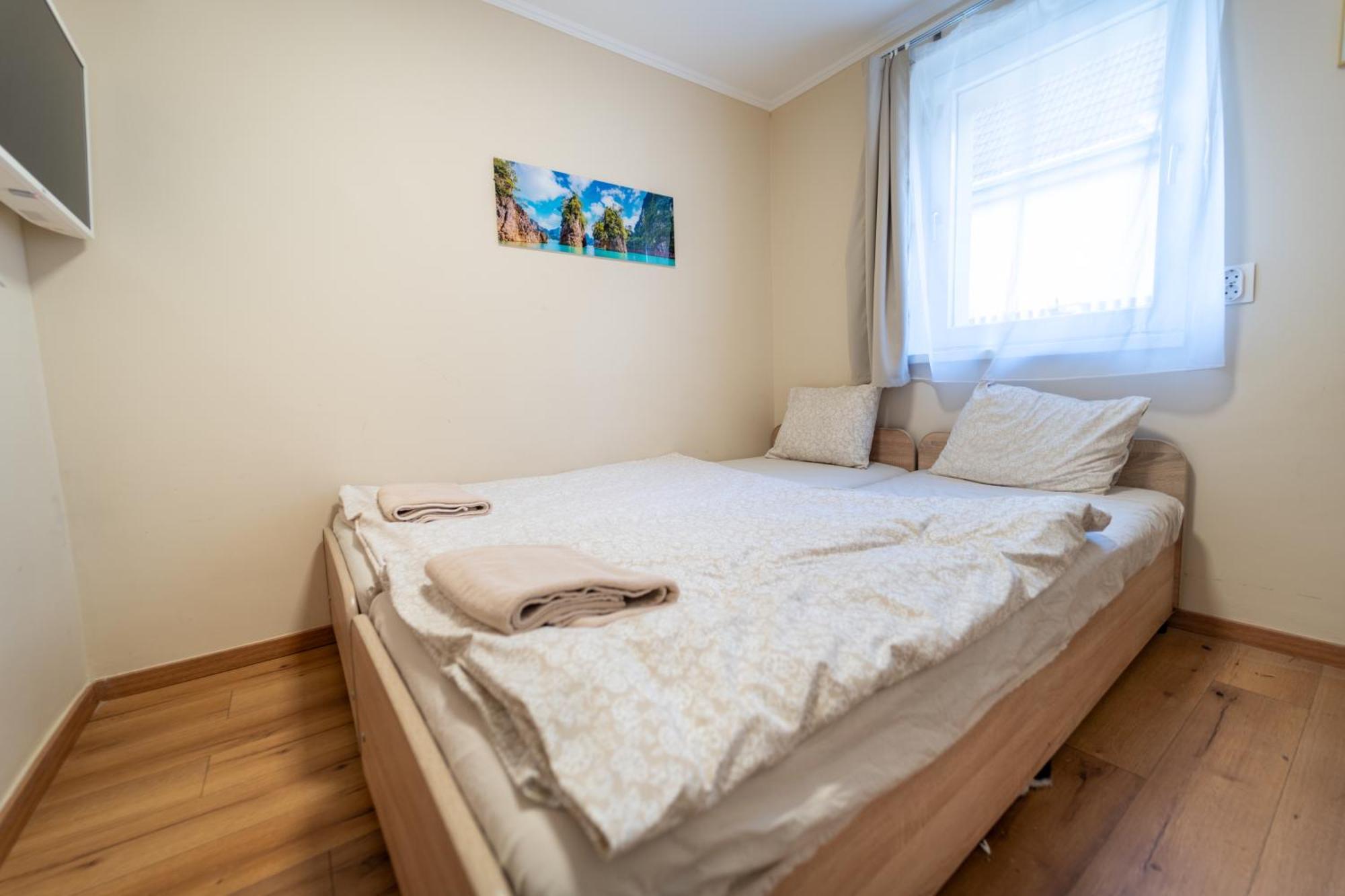 Palmy Apartmanhouse Maglod Exterior foto