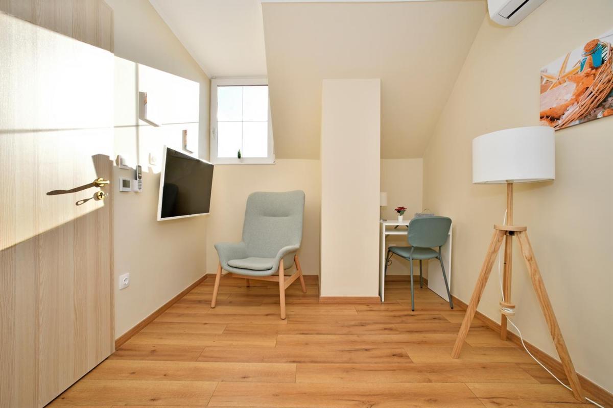 Palmy Apartmanhouse Maglod Exterior foto