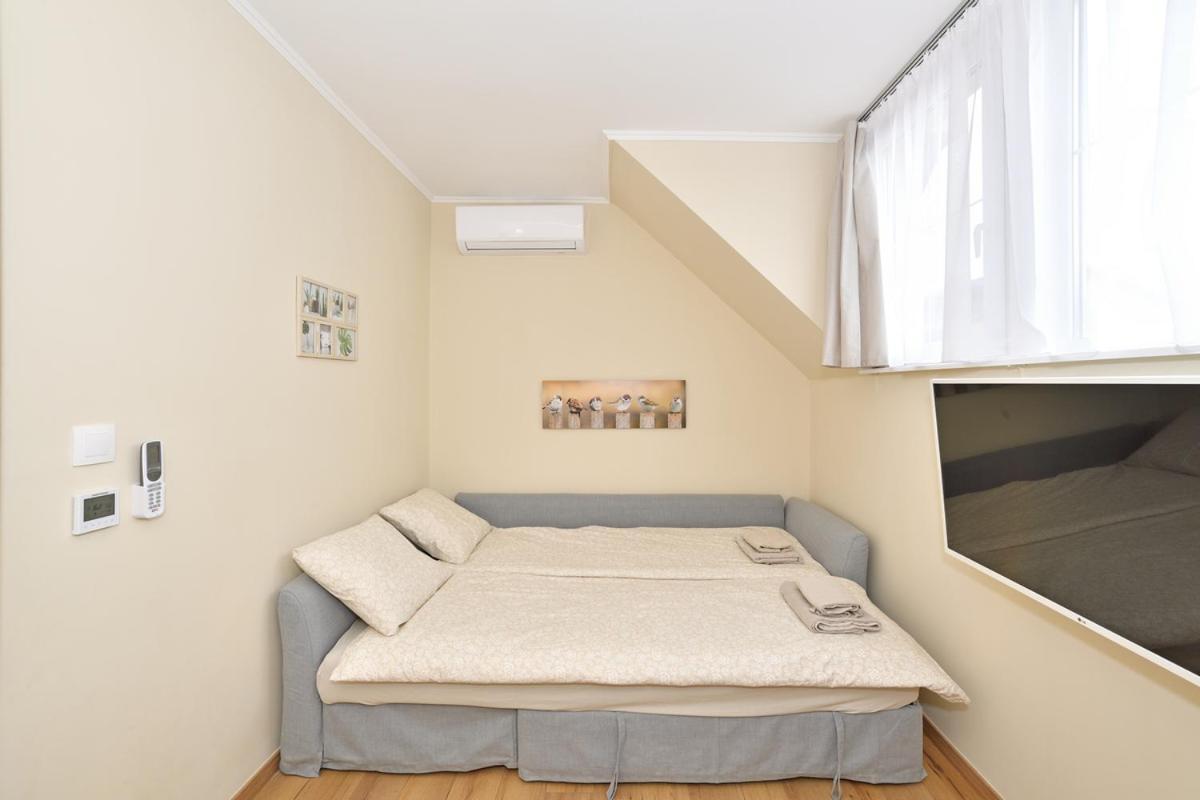 Palmy Apartmanhouse Maglod Exterior foto
